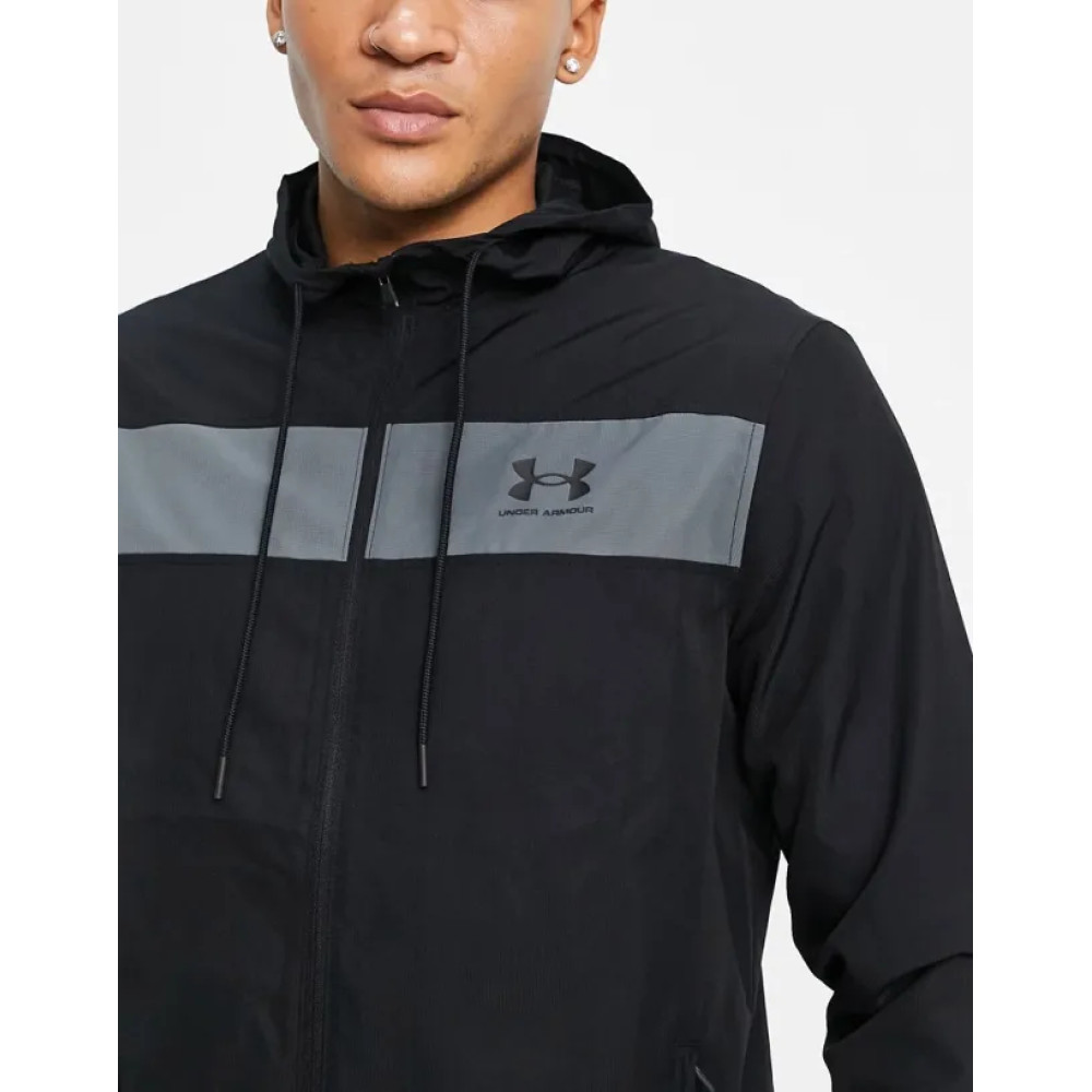 Вітровка Under Armour Sportstyle Windbreaker 1361621 001