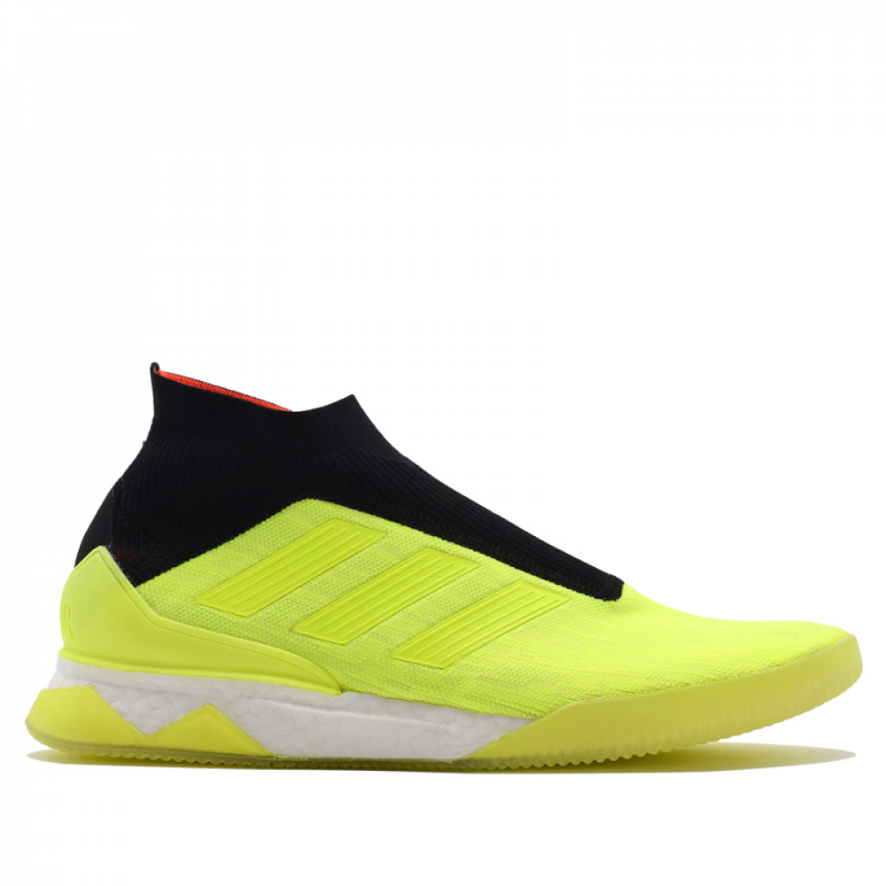 Футзалки Adidas Predator Tango 18+ AQ0601