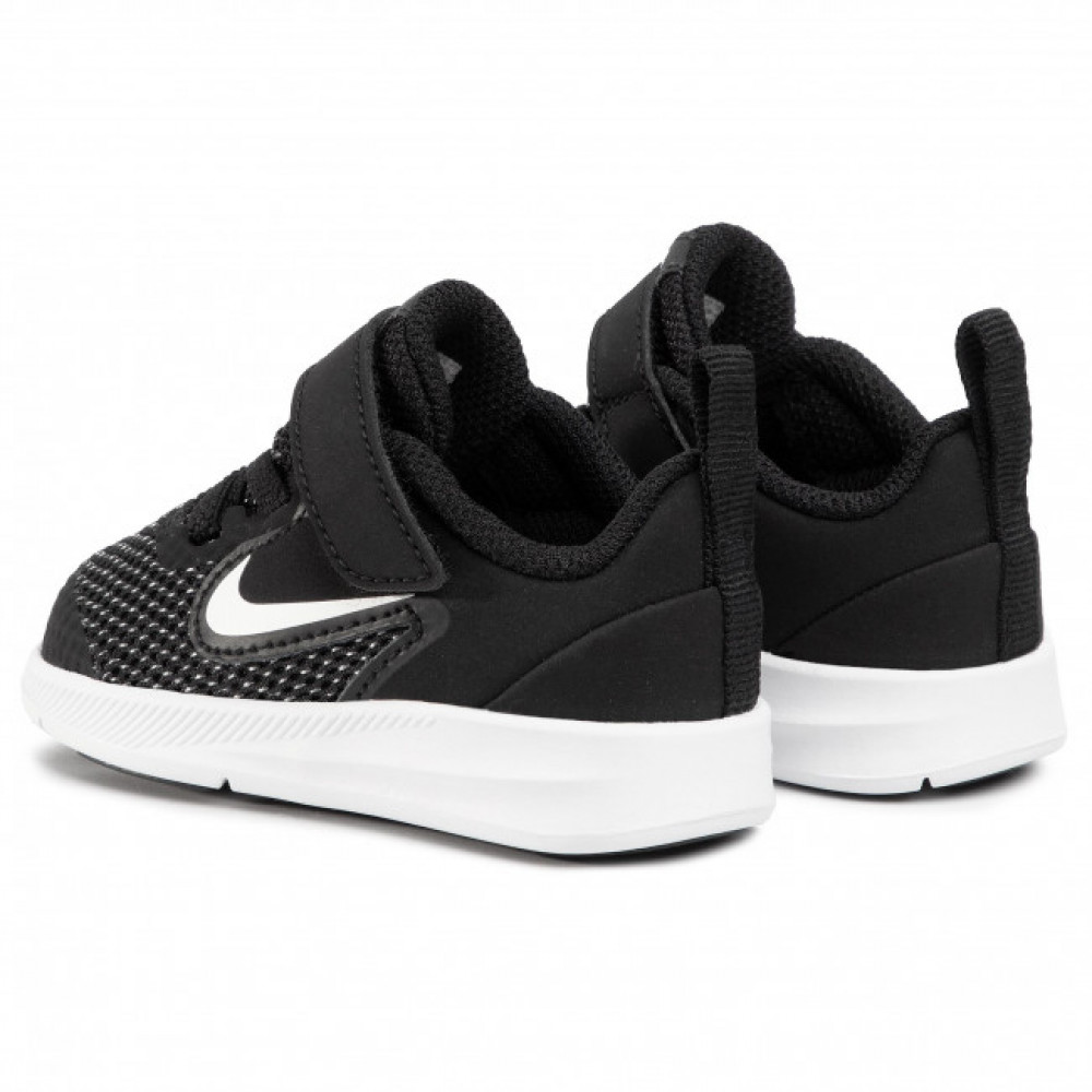 Кросівки Nike Downshifter 9 AR4137 002