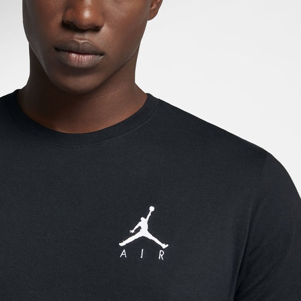 Футболка Nike M J Jumpman Air Embrd Tee AH5296 010