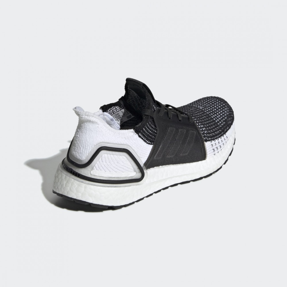 Кросівки Adidas Ultra Boost 19 W