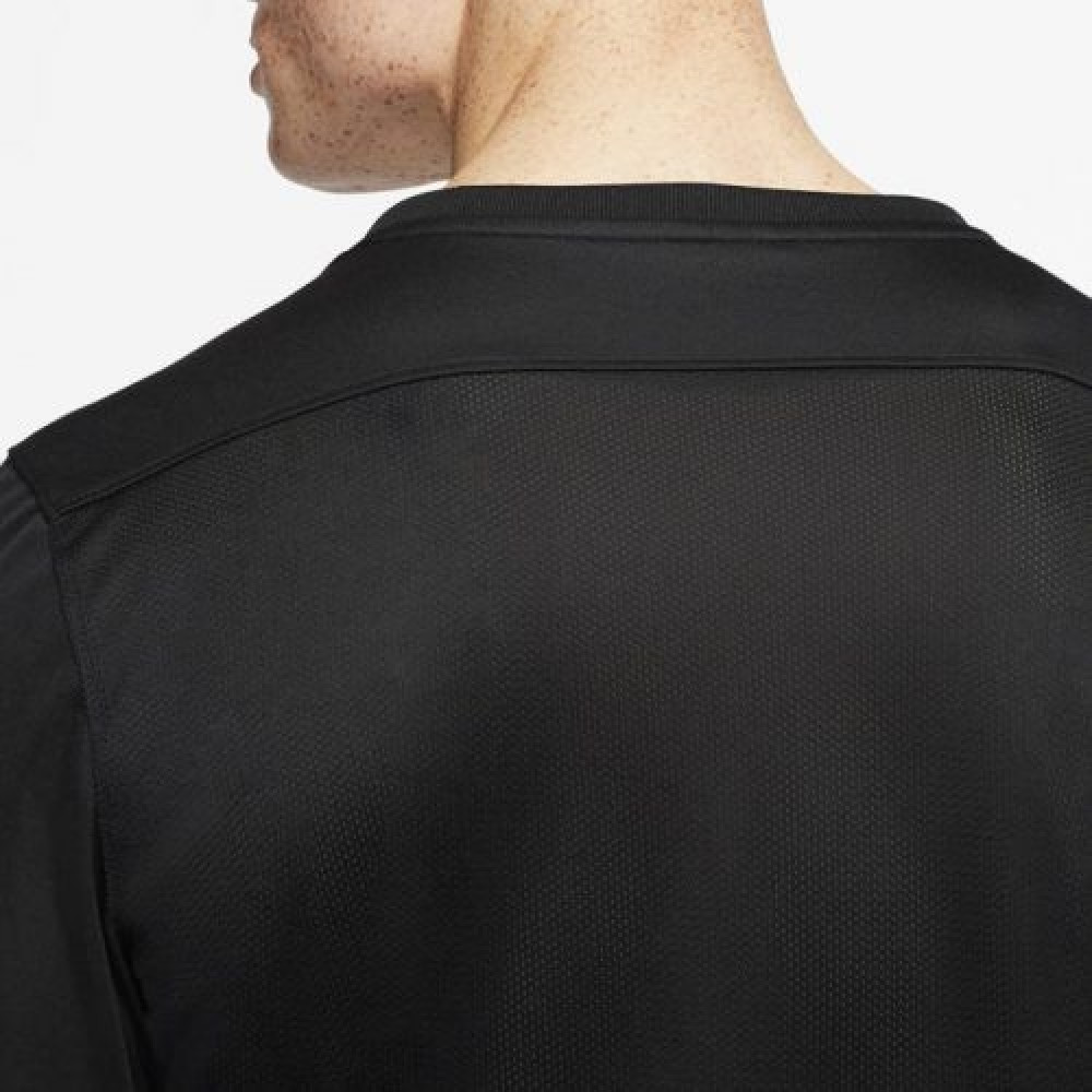 Футболка чоловіча Nike Dry Fit BV6708 010