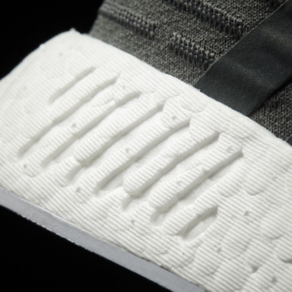 Кросівки Adidas NMD_R2 W BA7261