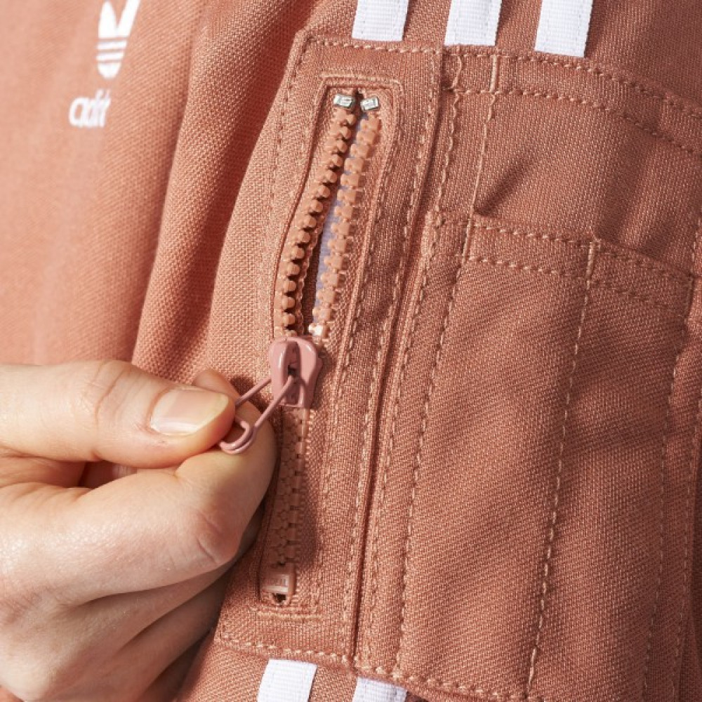 Куртка Adidas Short W BQ7468