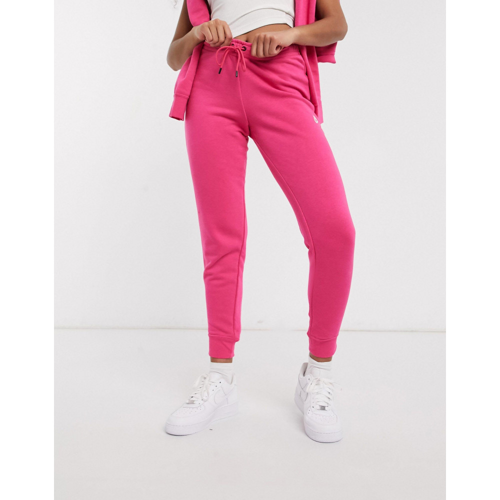 Костюм Nike Sportwear Essential CI1177 615/CI1194 615