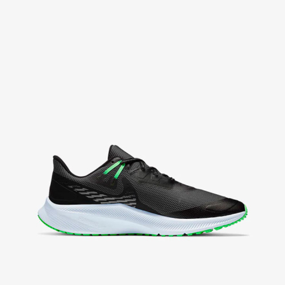 Кросівки Nike Quest 3 Shield CQ8894 010