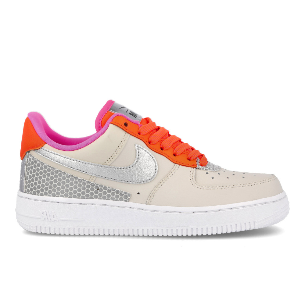 Кросівки Nike Air Force 1 07 SE CT1992 101