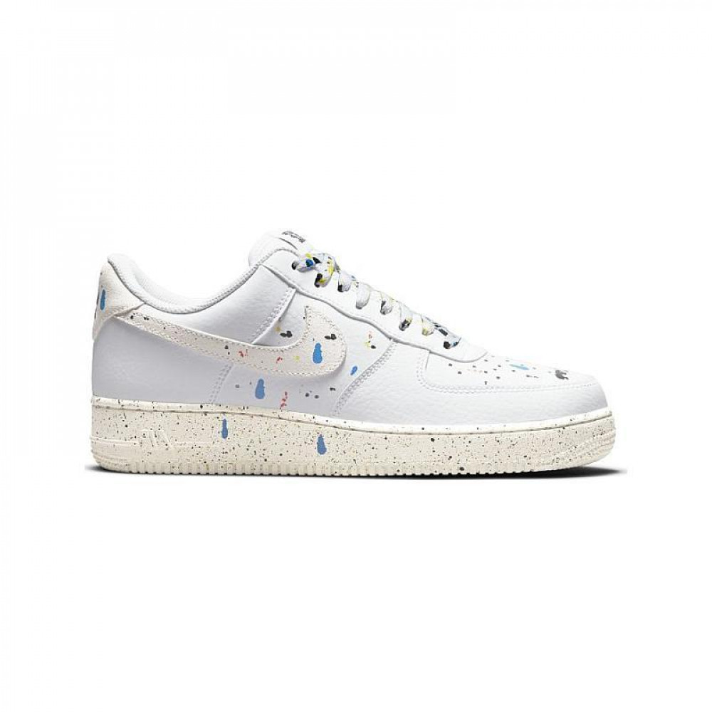 Кросівки Nike Air Force 1 07 LV8 CZ0339 100
