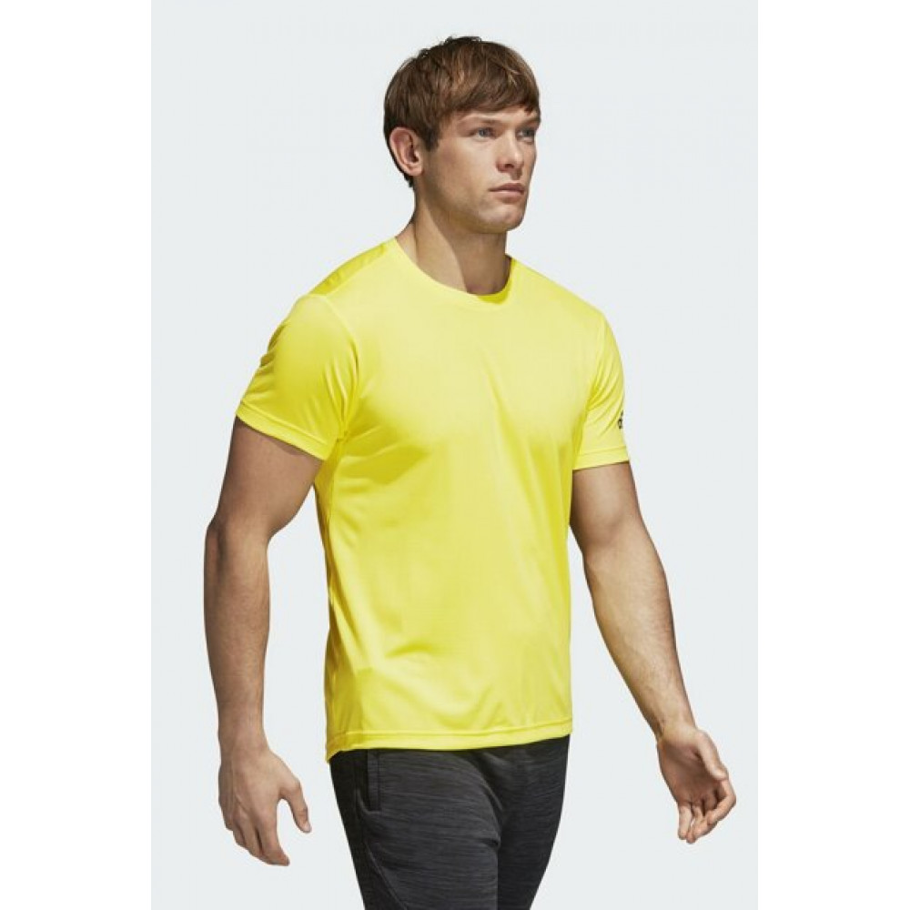 Футболка Adidas FreeLift Climachill Tee CZ5425