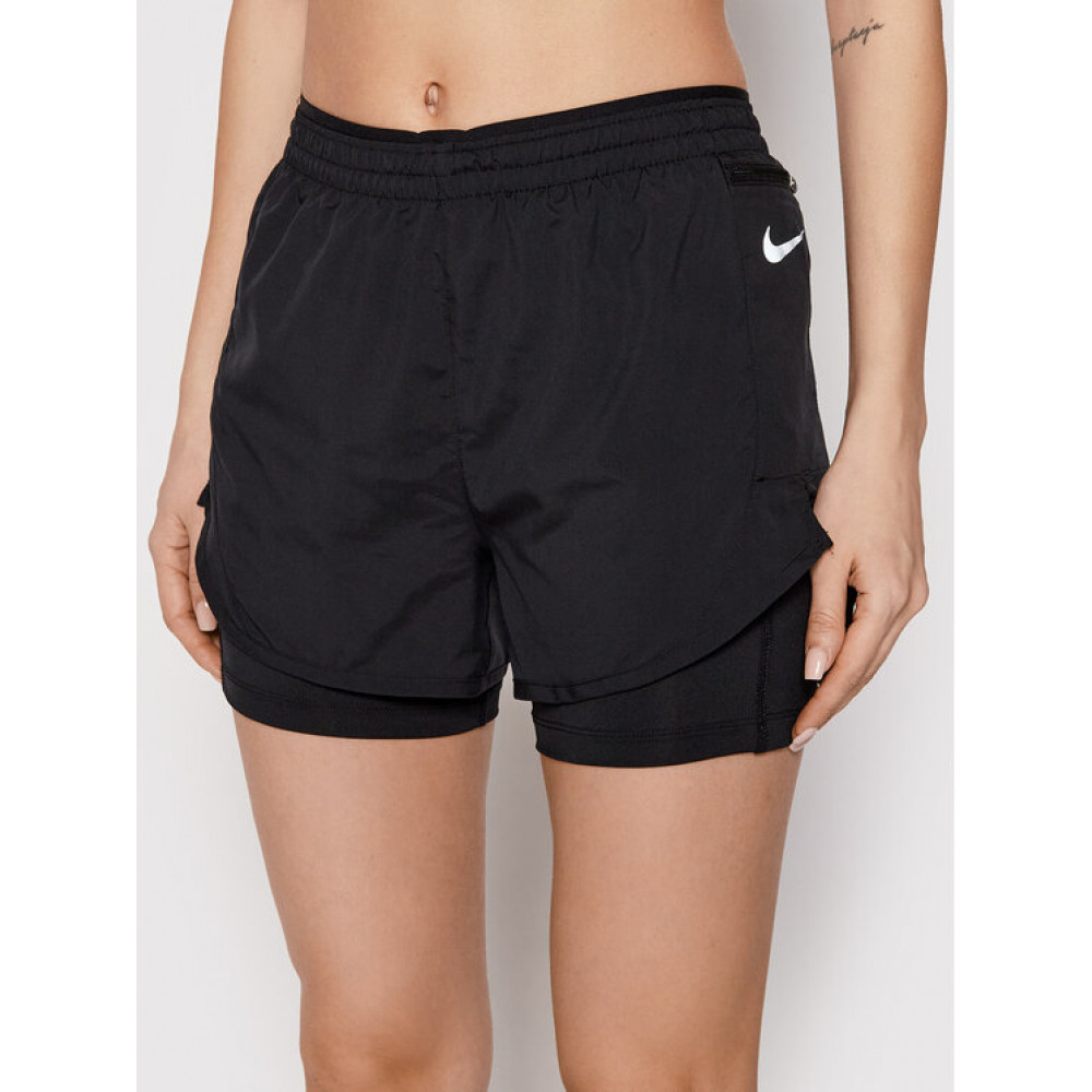 Шорти Nike Tempo Luxe CZ9574 010