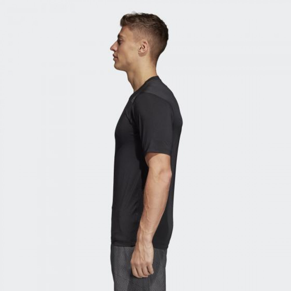 Футболка Adidas FreeLift Fitted Elite CE0830