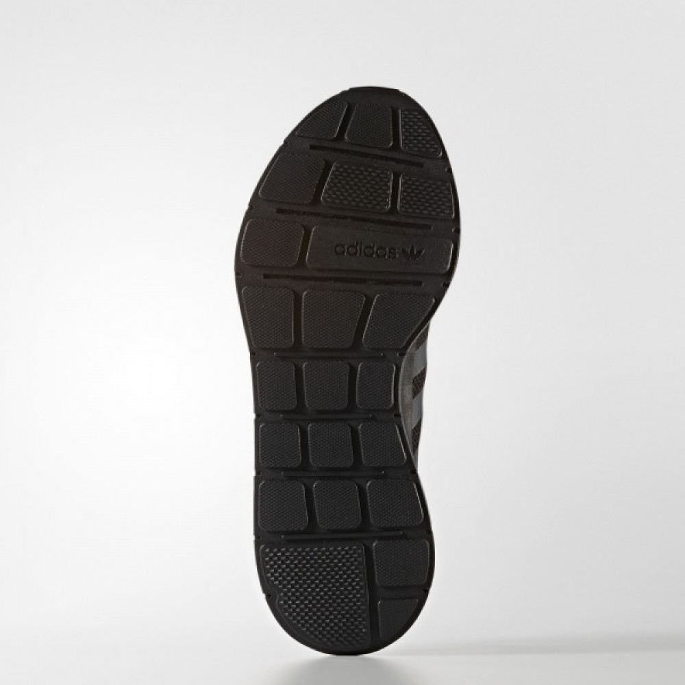 Кросівки Adidas Swift Run CG4111