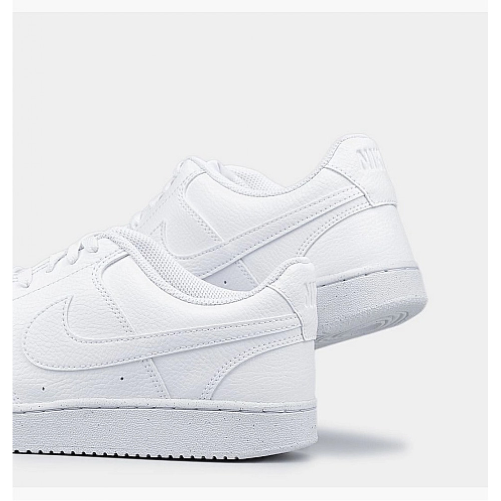 NIKE COURT VISION