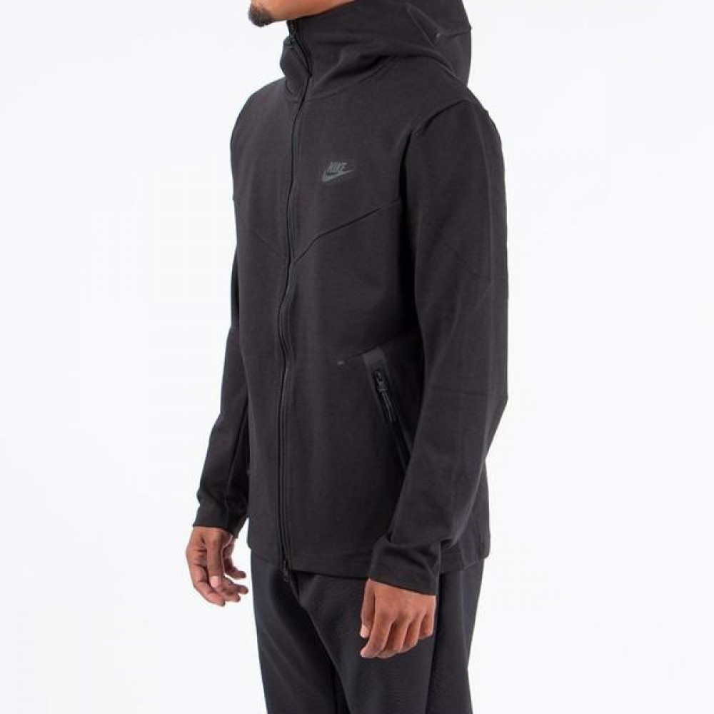 Костюм Nike Tech Fleece Lightweight DX0822 010/DX0826 010