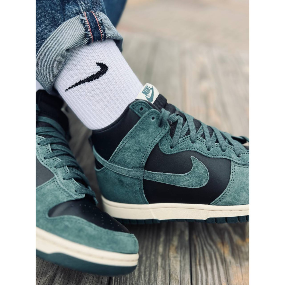 Кросівки Nike Dunk High Retro Premium DQ7679 002