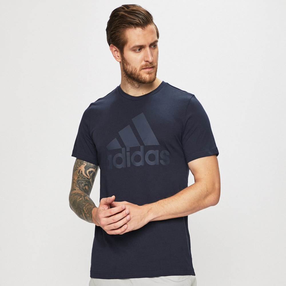 Футболка Adidas Must Haves Badge of Sport Foil Tee EB5245
