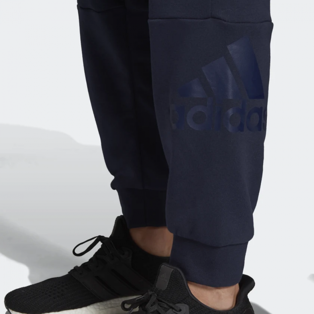 Штани Adidas Must Haves Badge of Sport EB5252