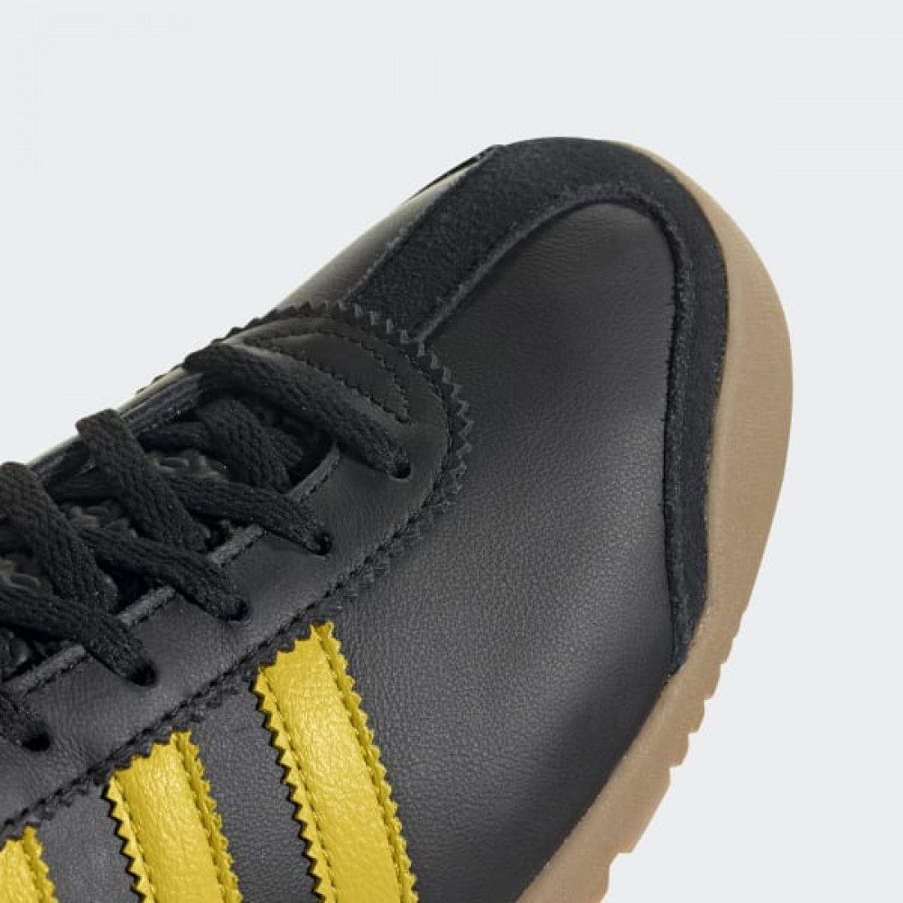 Кросівки Adidas Oslo EE5724