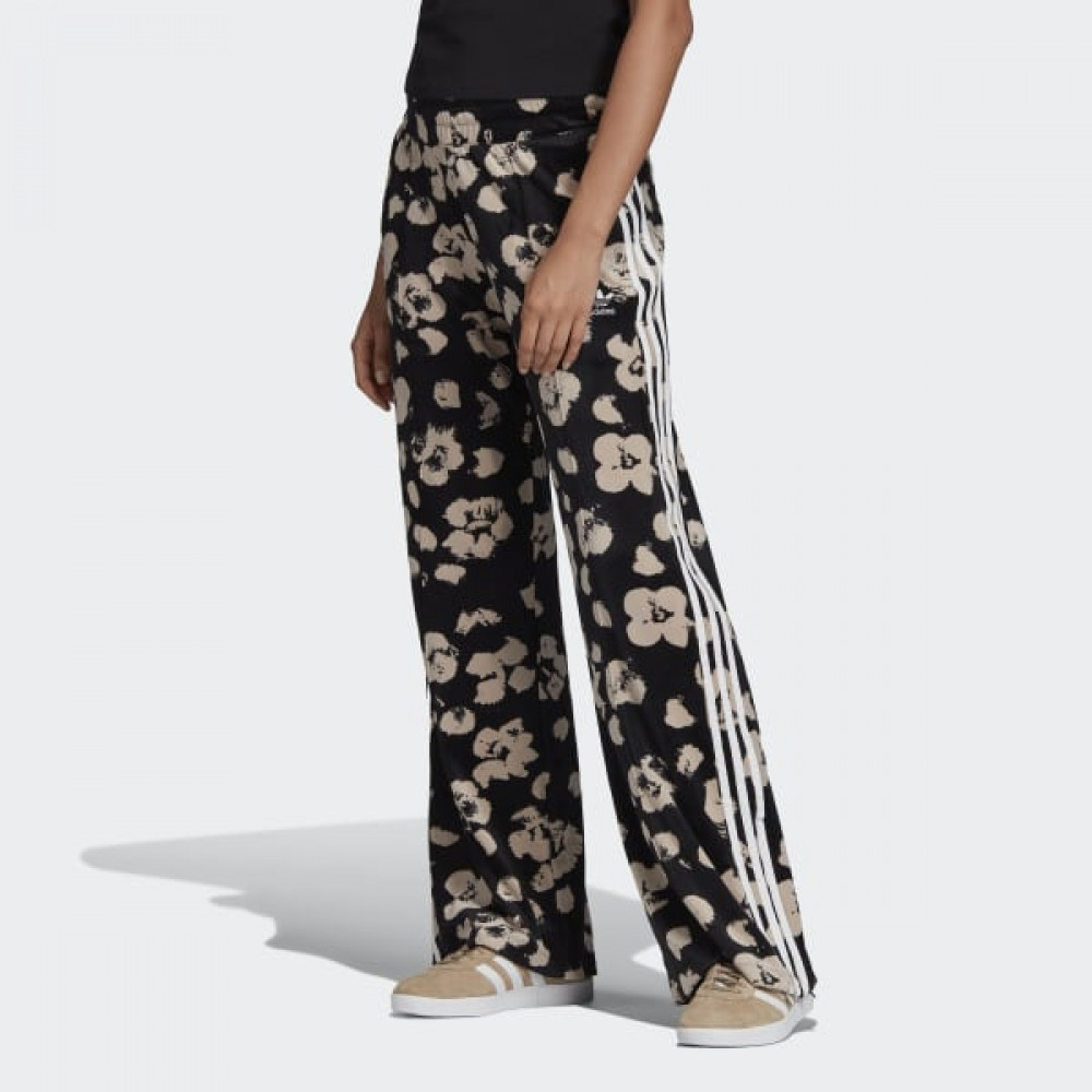 Штани Adidas AOP Velvet Sweatpants EJ9310