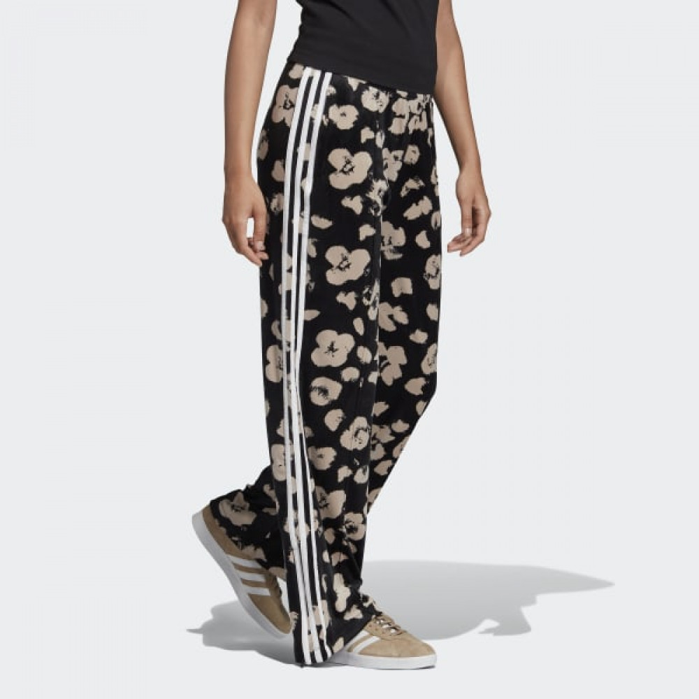Штани Adidas AOP Velvet Sweatpants EJ9310