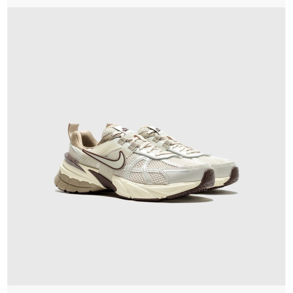 Кросівки Nike V2K Run FD0736 103