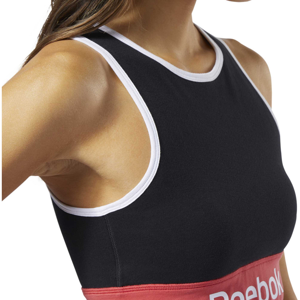 Топ Reebok Training Essentials Light-Impact Bralette FI2038