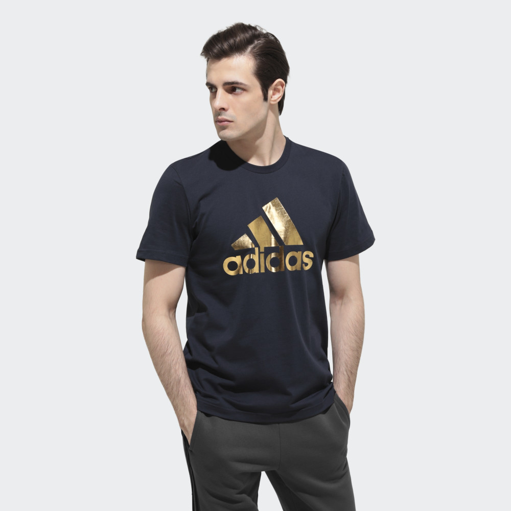 Футболка Adidas 8-Bit Graphic Foil FN1738
