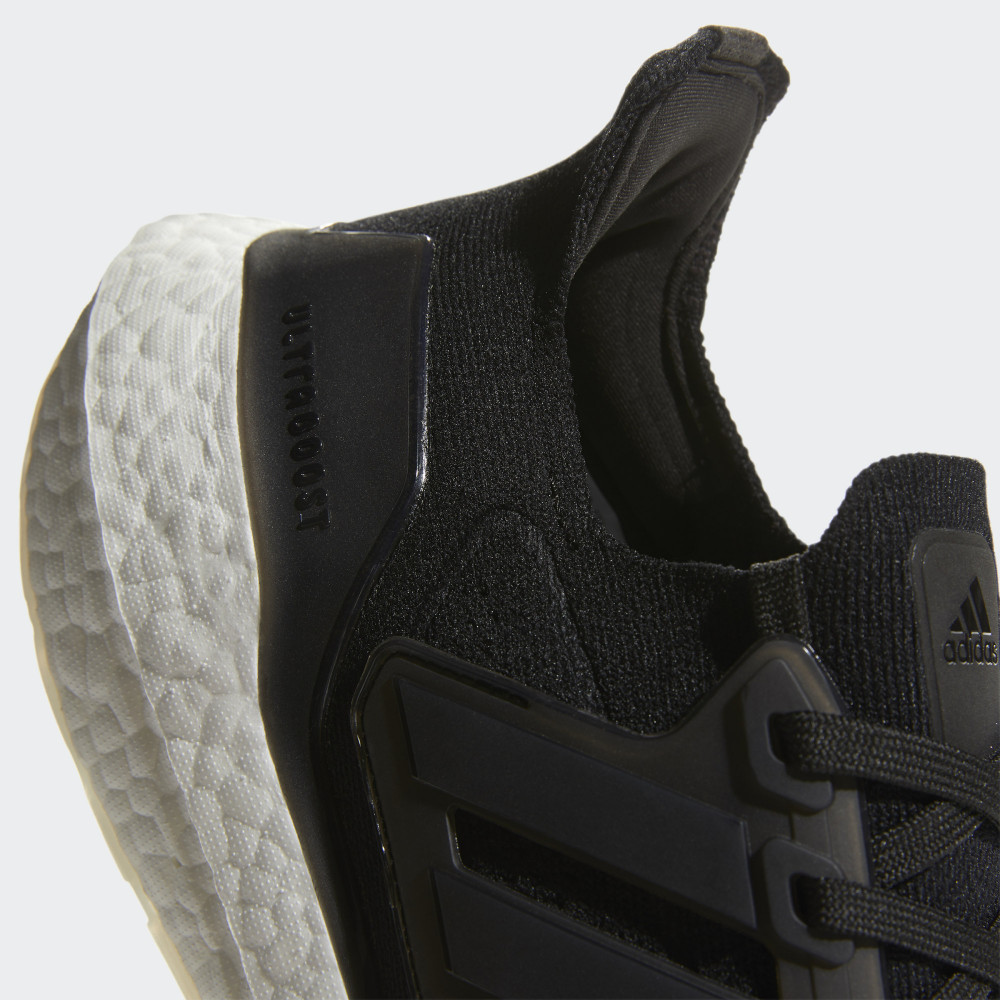 Кросівки Adidas Ultra Boost 21 FY0378