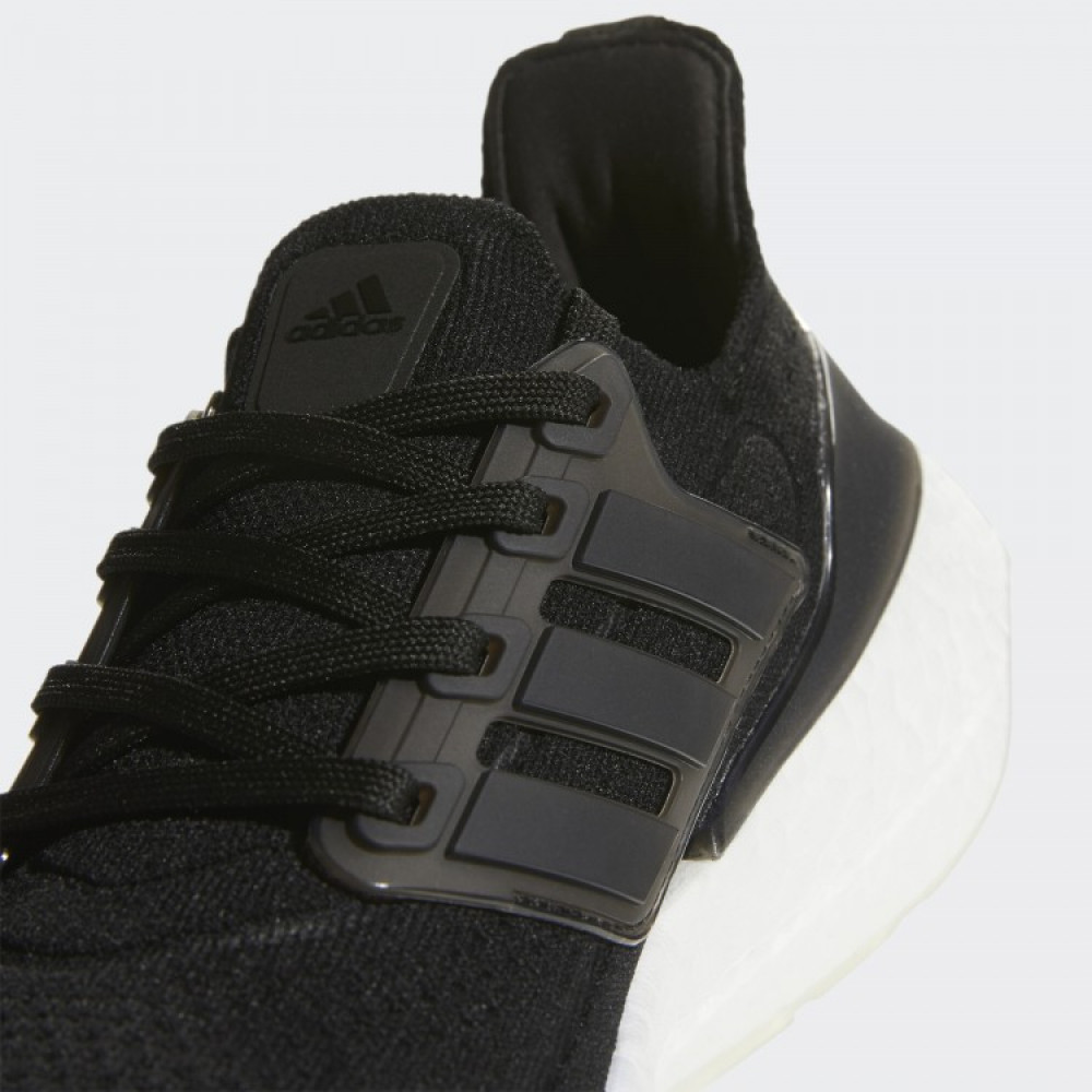Кросівки Adidas UltraBoost 21 FY0402