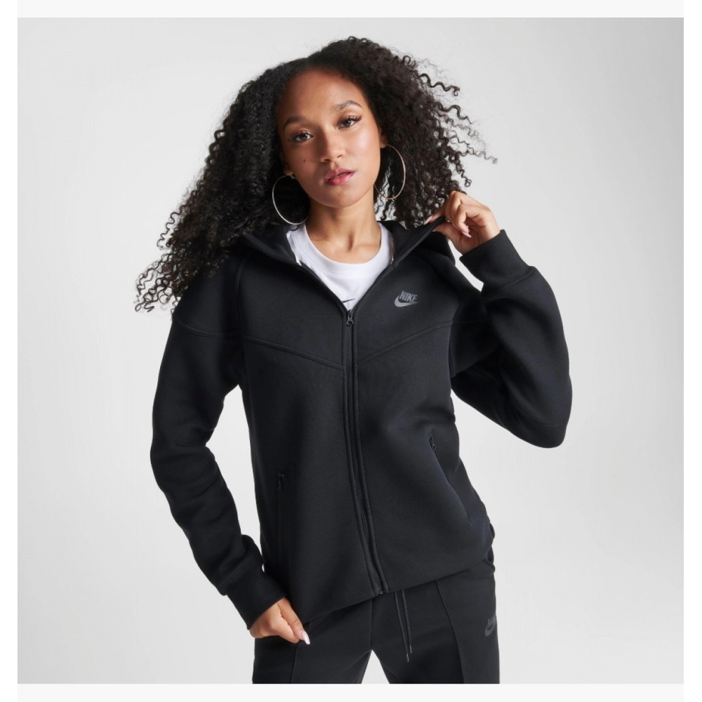 Костюм жіночий Nike Tech Fleece FB8338 010/FB3830 010