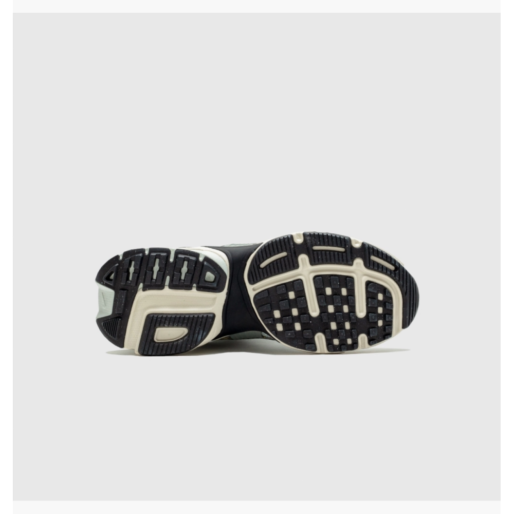 Кросівки Nike V2K Run FN6703 003