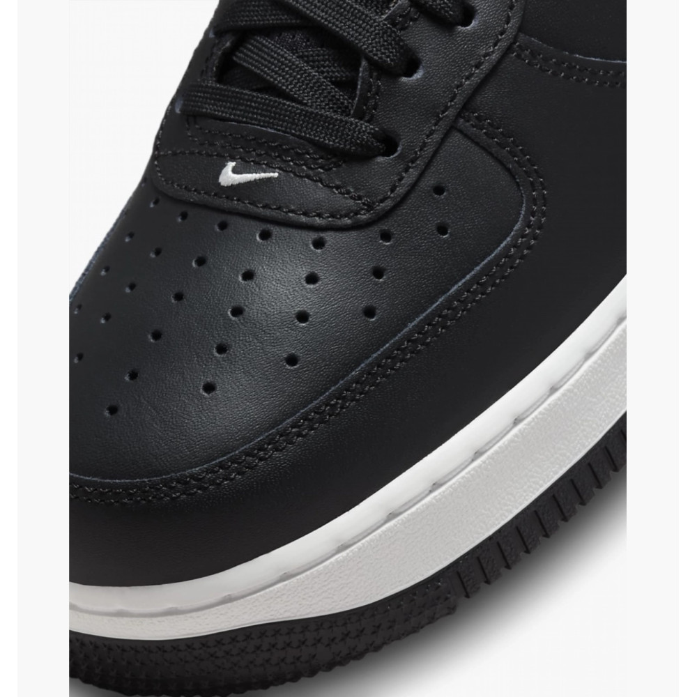 Кросівки Nike Air Force 1 07 FN7804 001