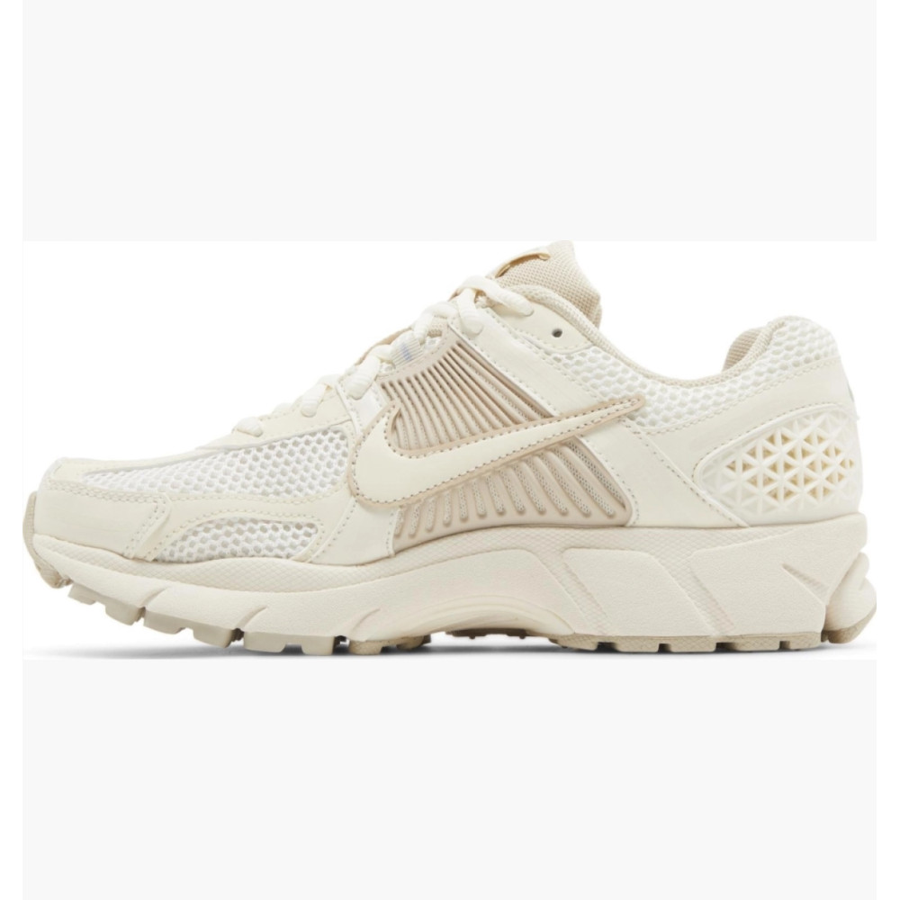 Кросівки Nike Zoom Vomero 5 FQ6868 111