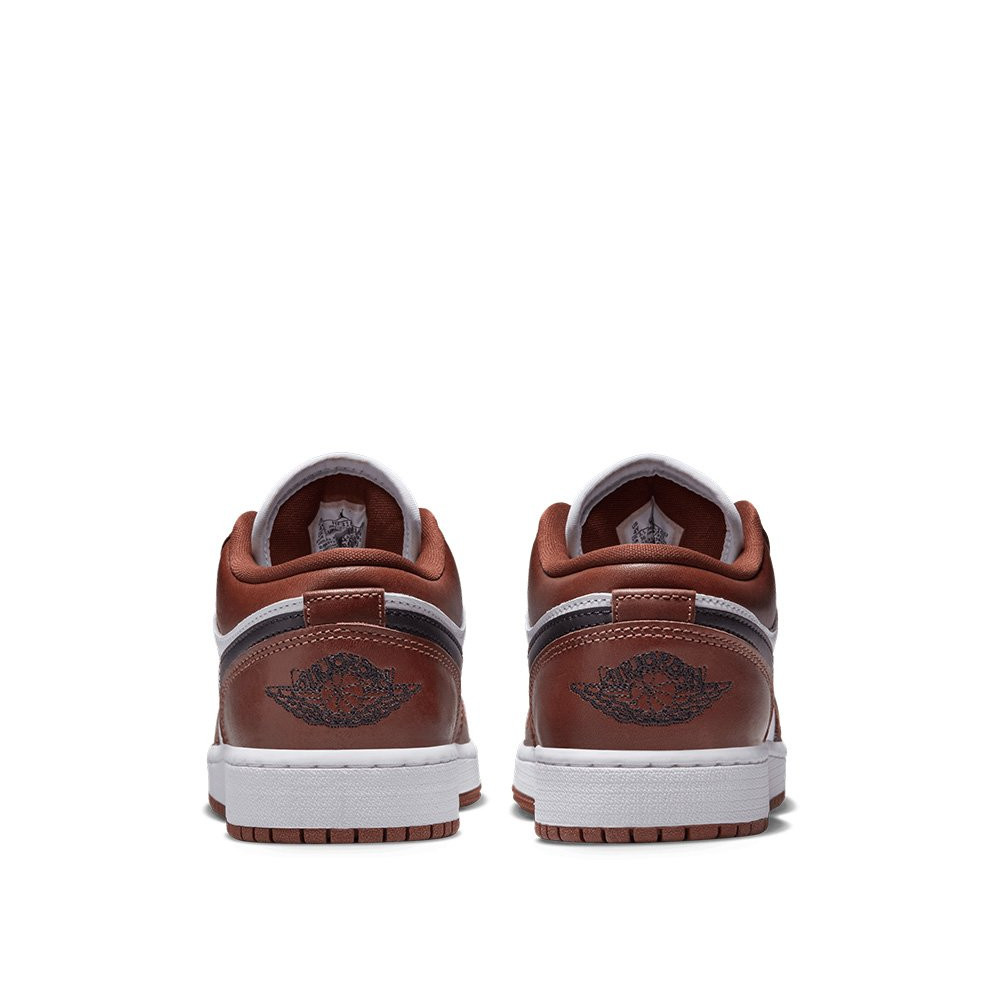 Кросівки Nike Air Jordan 1 Low HF3188 102