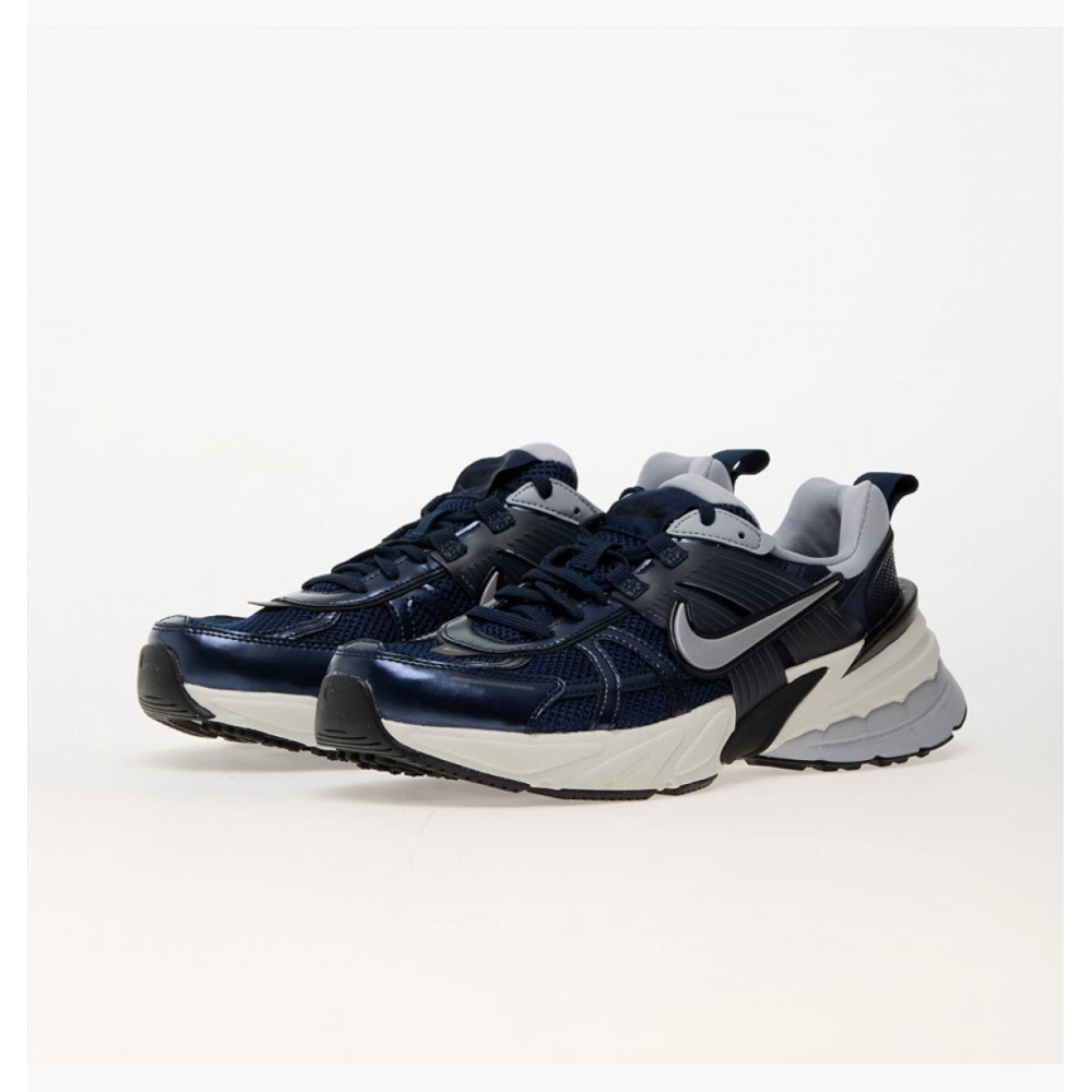 Кросівки Nike V2K Run HJ4497 400