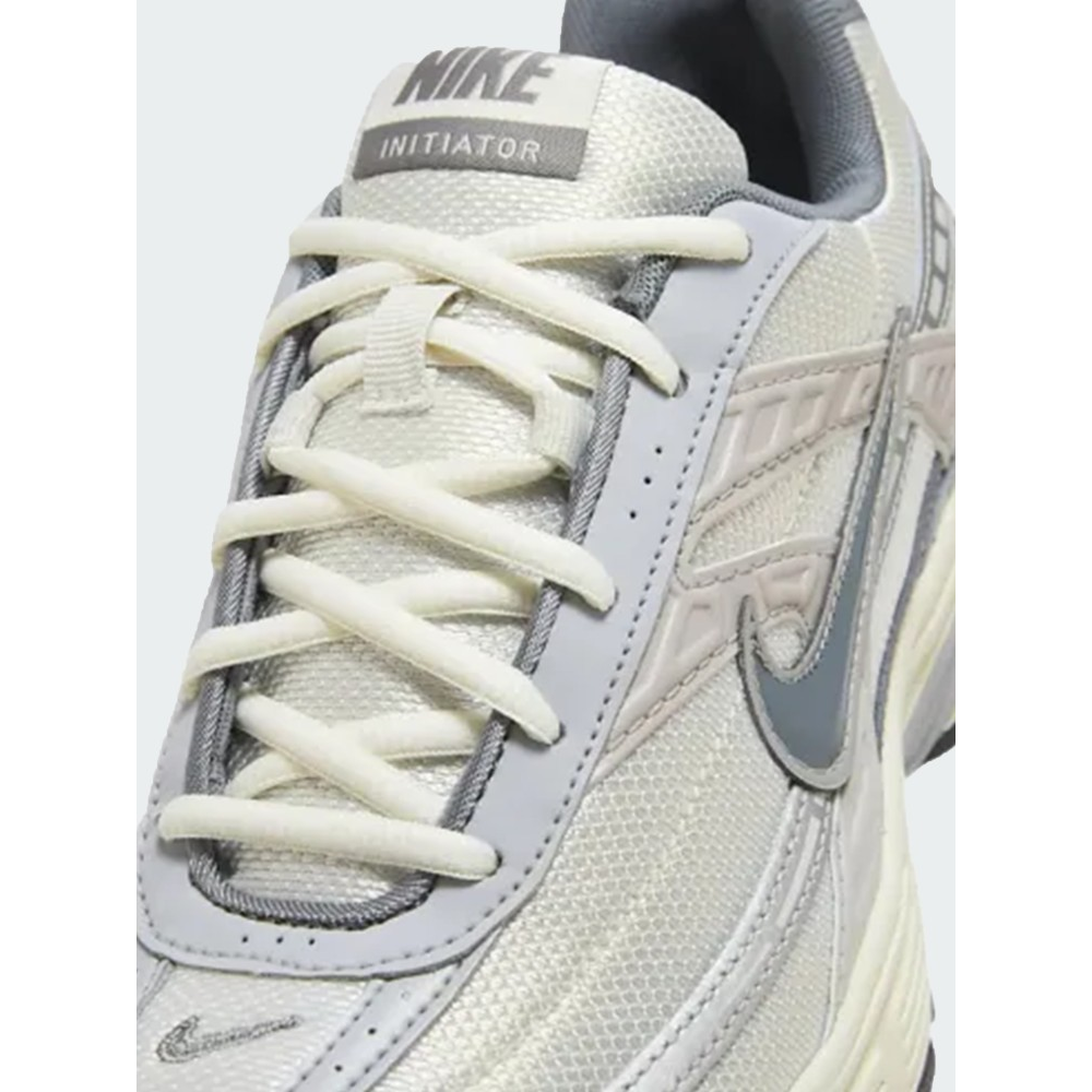 Кросівки Nike Initiator HQ1179 001