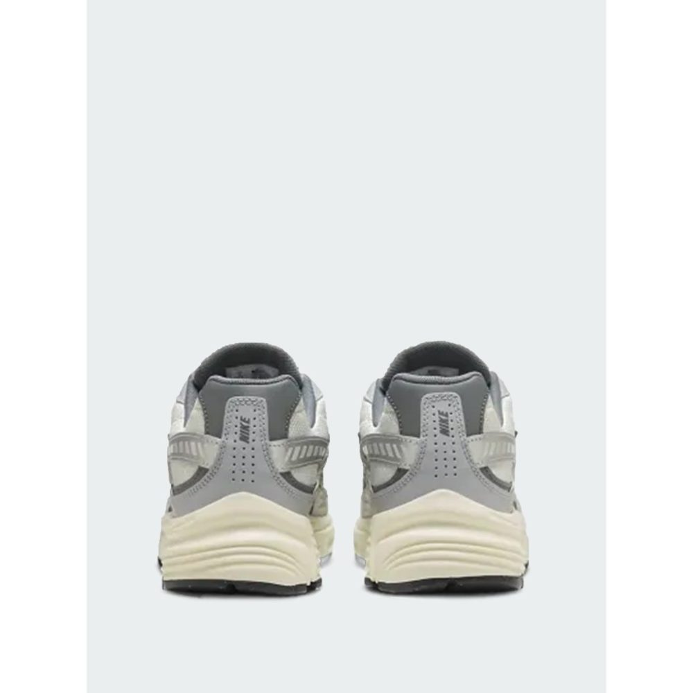 Кросівки Nike Initiator HQ1179 001
