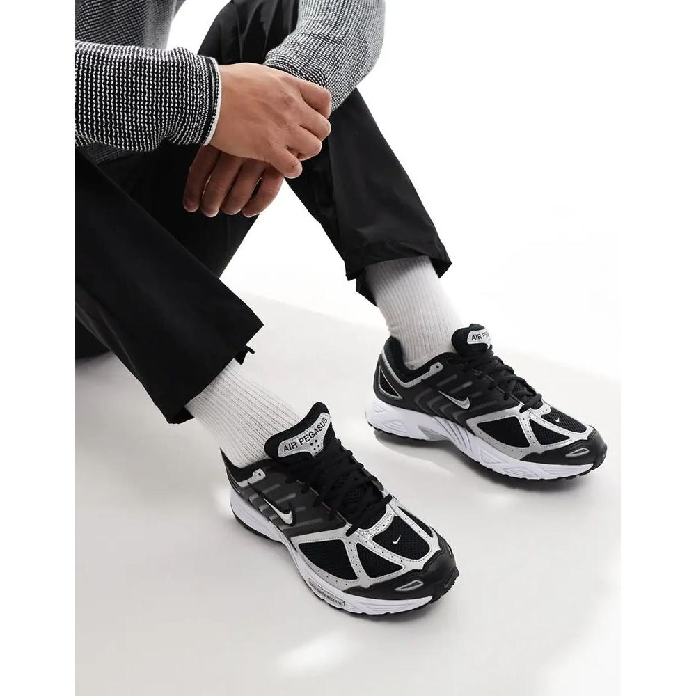 Кросівки Nike Air Pegasus 2005 HQ3031 001