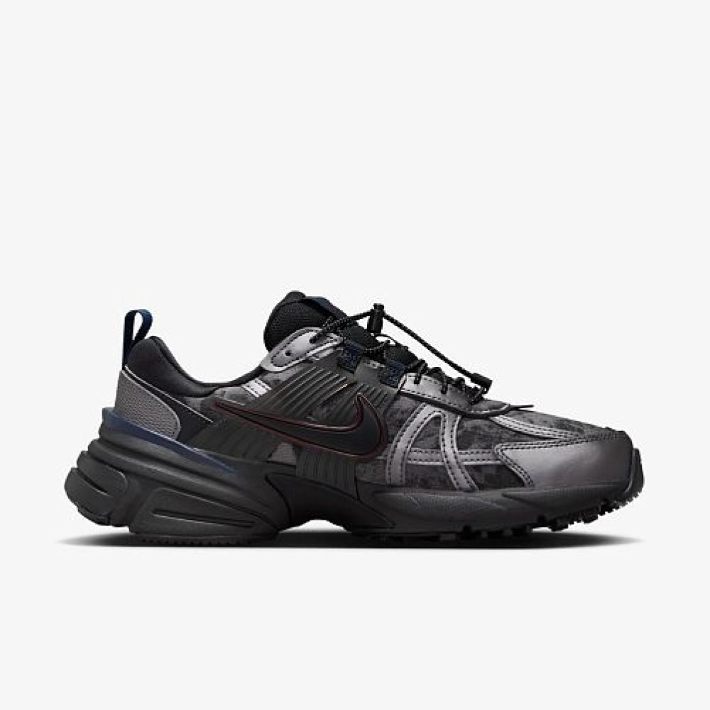 Кросівки Nike V2K Run HQ4053 001