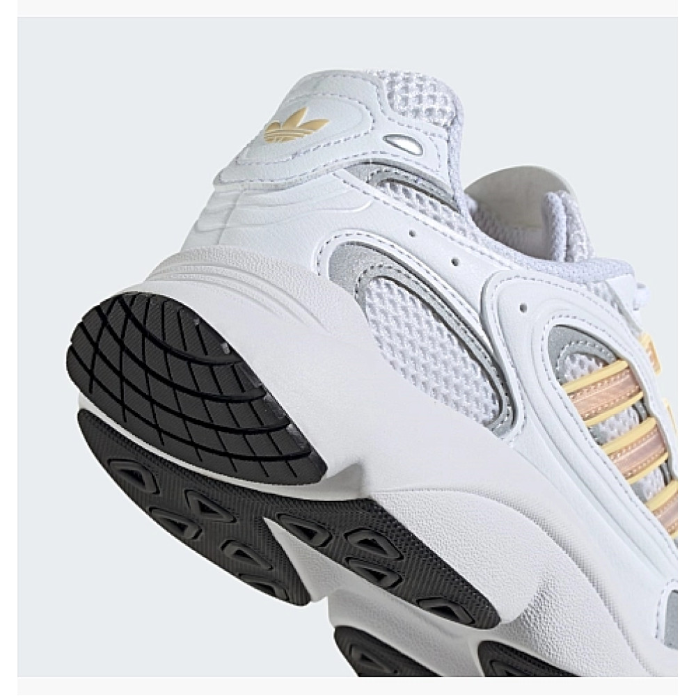 Кросівки Adidas Ozmillen ID0572