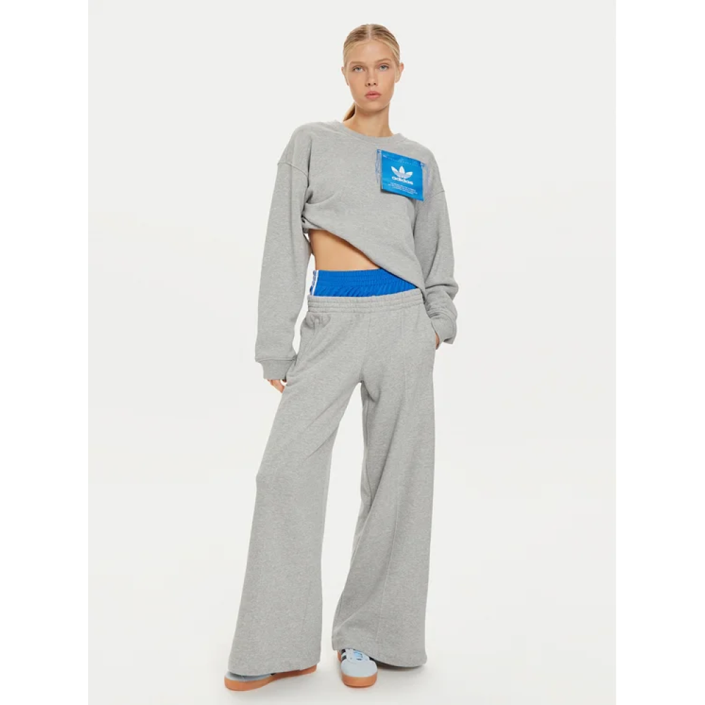 Костюм жіночий Adidas IW5666/IW5670