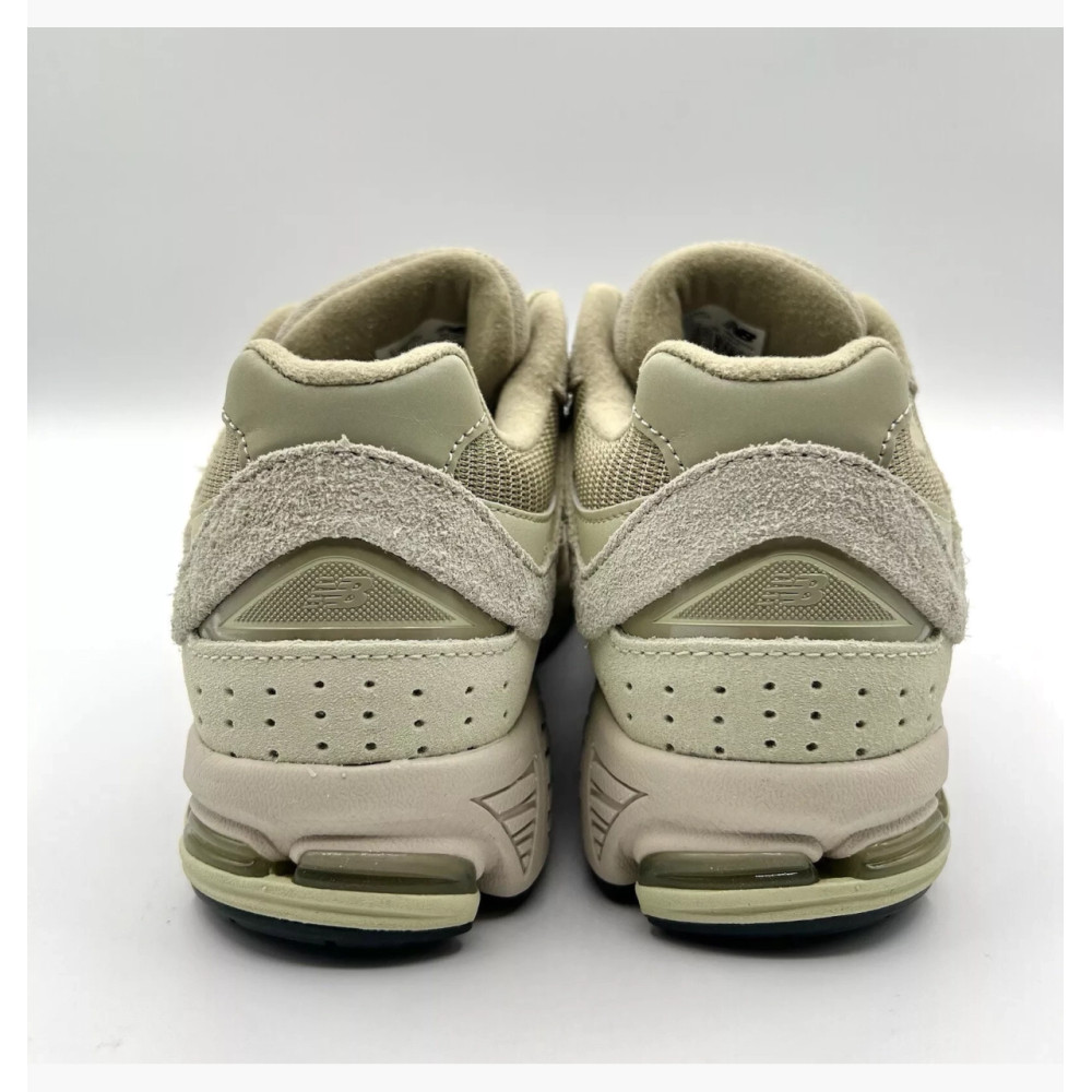Кросівки New Balance 2002R M2002RAL